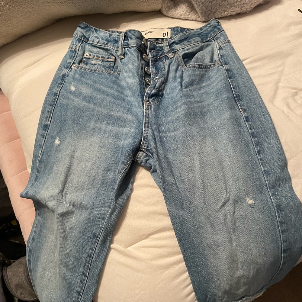 Garage Distressed Boyfriend Jeans